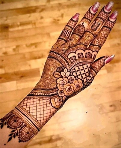 Adorable Mehndi Design